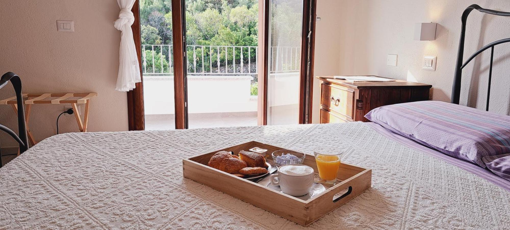 Lu Lioni Rooms Сан-Теодоро Экстерьер фото